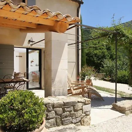 Les Demeures Azelie & Ferienhaus