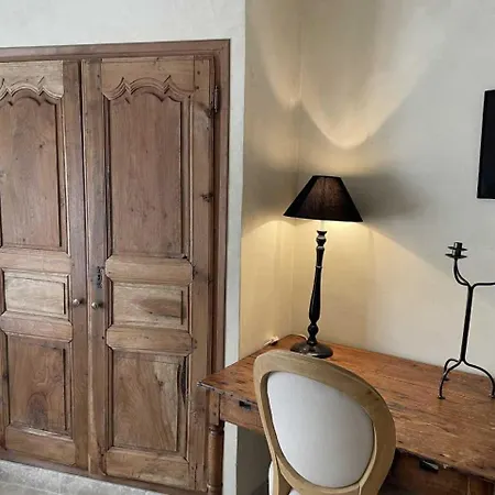 Les Demeures Azelie & Ferienhaus Chaudebonne