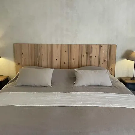 Les Demeures Azelie & Chaudebonne