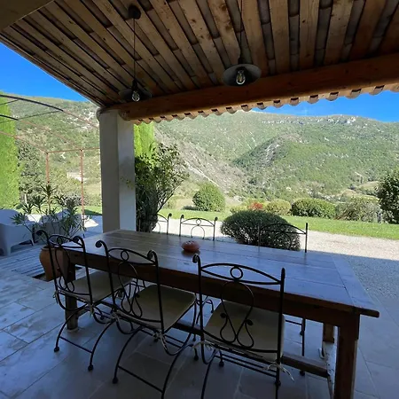 Les Demeures Azelie & Vakantiehuis *