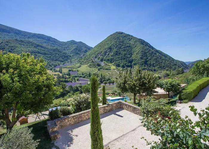 Les Demeures Azélie&spa Сasa de vacaciones